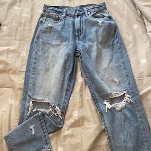 American Eagle ripped mom jeans